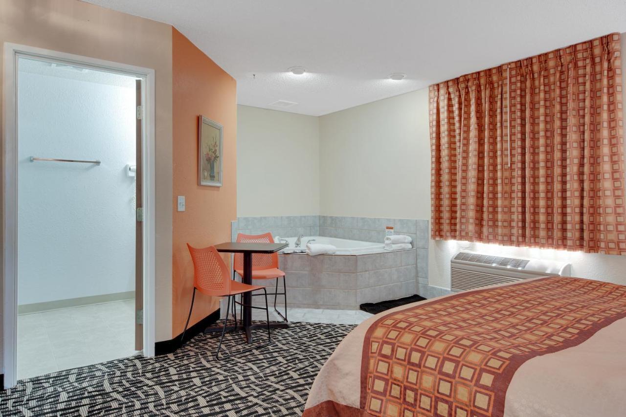 Americas Quality Inn & Suites - Finlayson المظهر الخارجي الصورة